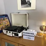 San Quirce - Centrico Y Reformado- Wifi Y Netflix