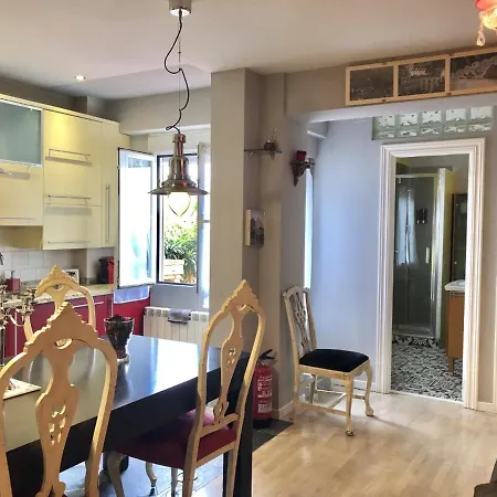 San Quirce - Centrico Y Reformado- Wifi Y Netflix Διαμέρισμα *