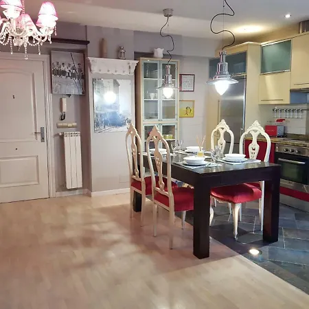 San Quirce - Centrico Y Reformado- Wifi Y Netflix *