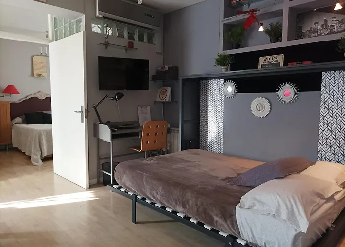 San Quirce - Centrico Y Reformado- Wifi Y Netflix Βαγιαδολίδ