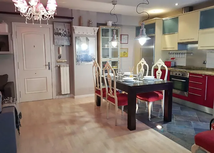 San Quirce - Centrico Y Reformado- Wifi Y Netflix *