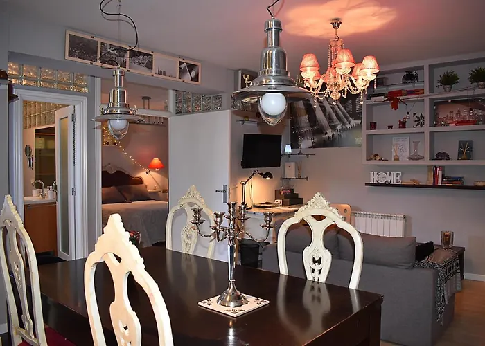 San Quirce - Centrico Y Reformado- Wifi Y Netflix